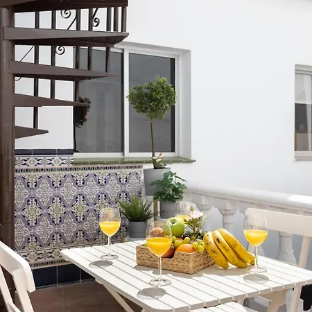 Home2book Charming House & Jacuzzi Apartment